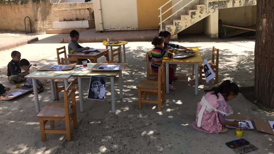 Gaziantep İlçe Milli Eğitim Müdürlüğü Sosyal Okul Projesi Kapsamında Okulum Dışarda Etkinliği ve Pablo Picasso'nun Hayatı adlı Türkçe-Dil Sanat Etkinliğimiz